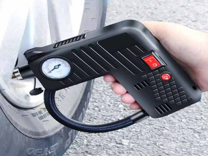 Cordless tyre inflator