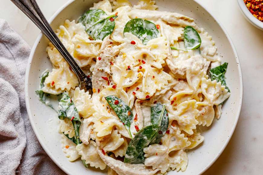 Spinach And Chicken Macaroni